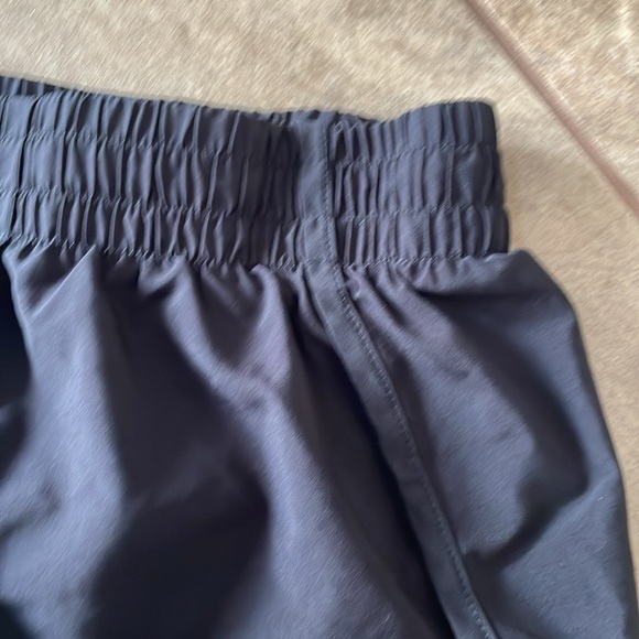 + ATHLETIC WORKS + Girls Black Shorts - Picture 5 of 6